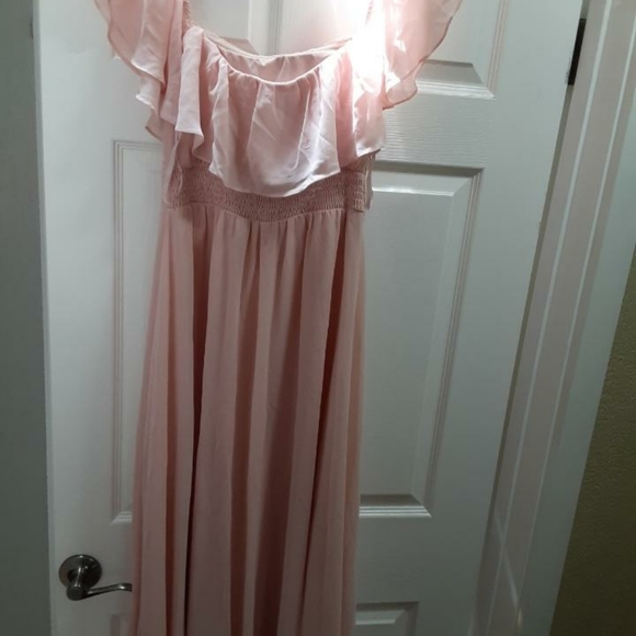 Dress - Picture 3 of 4